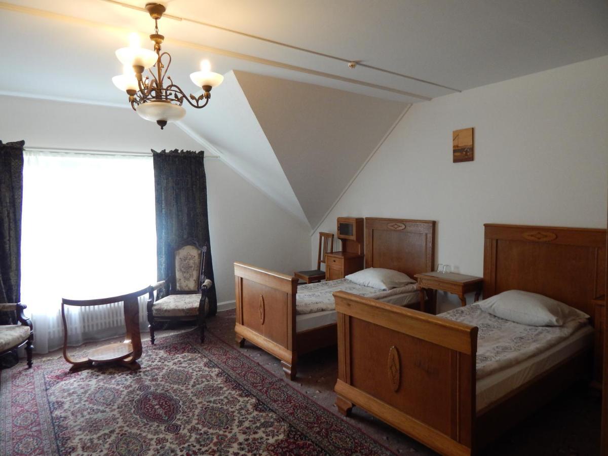 Motel Brencis Иецава Экстерьер фото