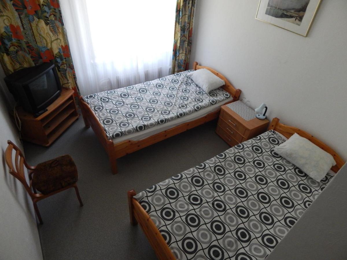 Motel Brencis Иецава Экстерьер фото